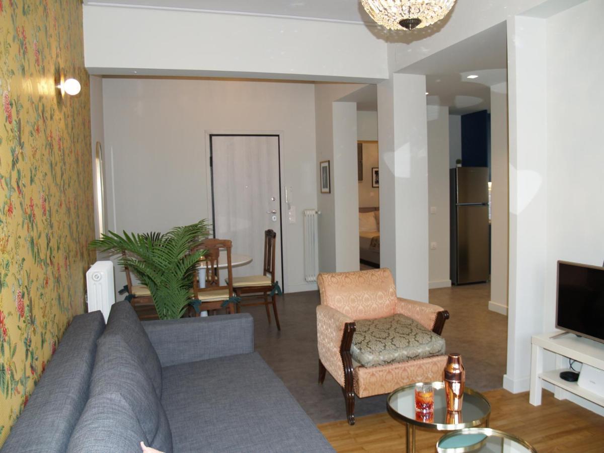 Mrs Holiday Apartment 아테네 외부 사진