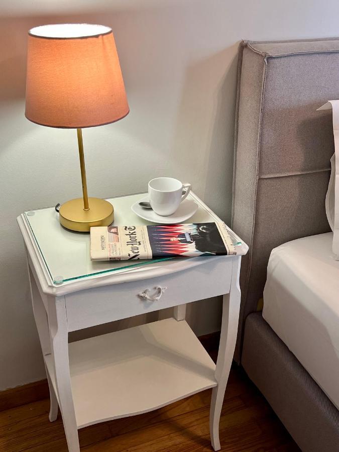 Mrs Holiday Apartment 아테네 외부 사진