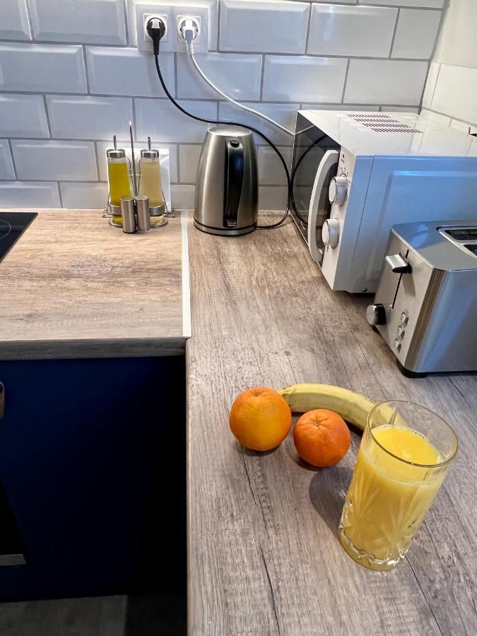 Mrs Holiday Apartment 아테네 외부 사진
